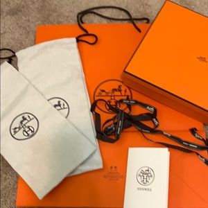 Full set Hermès packaging